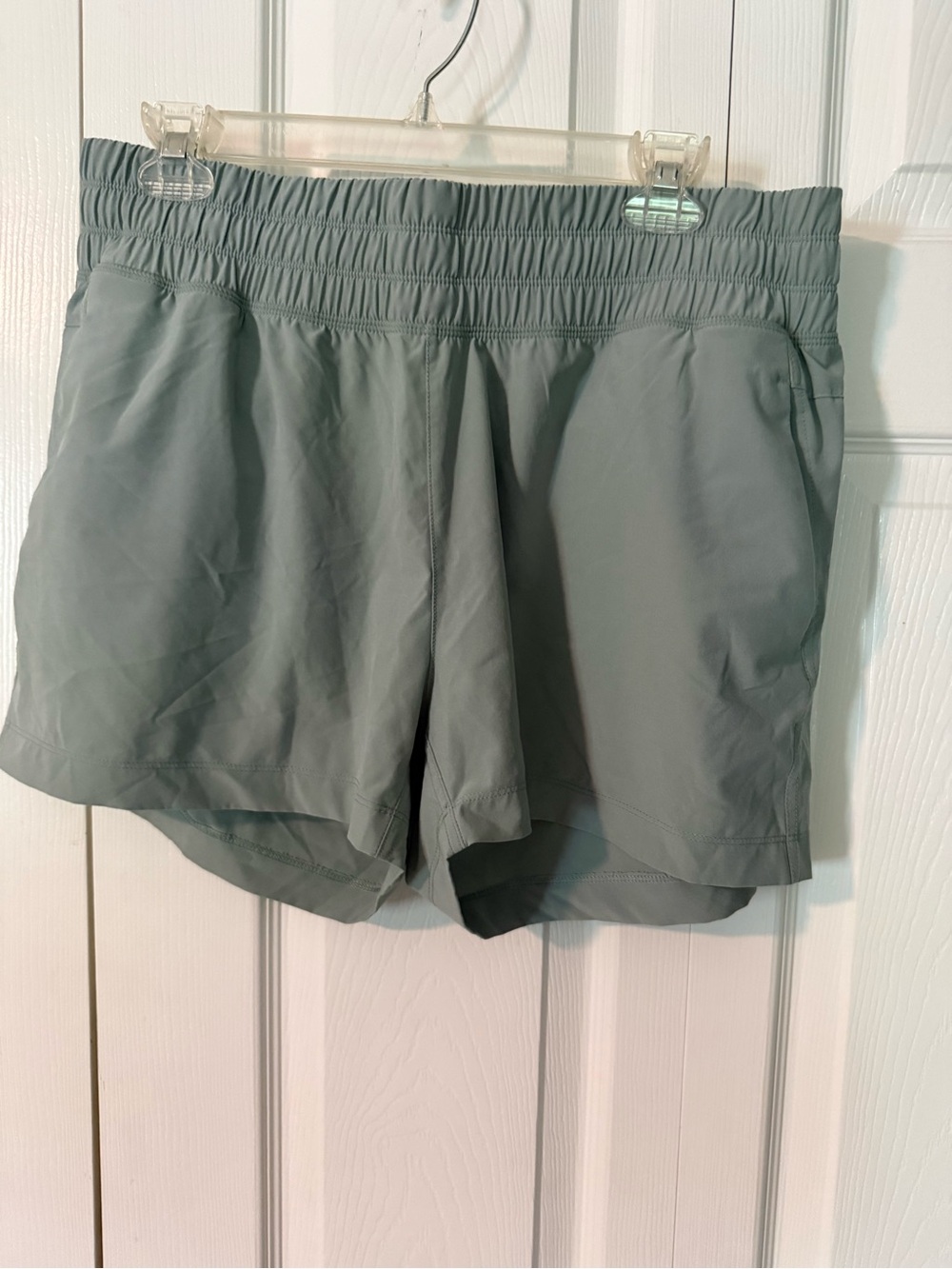 Free Fly Women's UPF Fishing/Boat/Beach Shorts - light green
